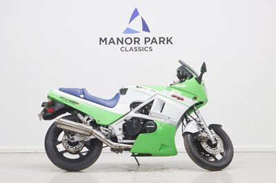 Lot 140 - 1986 Kawasaki GPZ400R