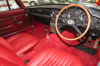 Lot 19 - 1968 Aston Martin DB6 Vantage
