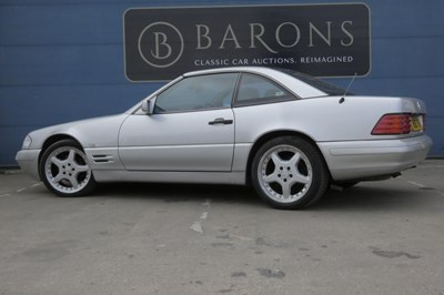 Lot 134 - 1996 Mercedes SL 320 Auto