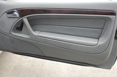 Lot 134 - 1996 Mercedes SL 320 Auto