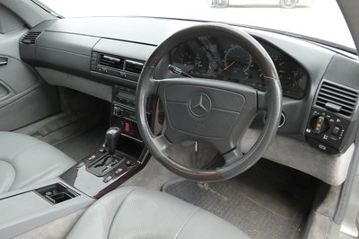 Lot 134 - 1996 Mercedes SL 320 Auto