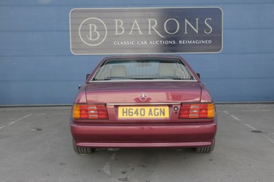 Lot 107 - 1990 Mercedes 300SL Auto