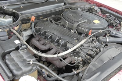Lot 107 - 1990 Mercedes 300SL Auto