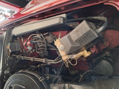 Lot 107 - 1990 Mercedes 300SL Auto