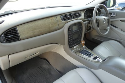 Lot 101 - 2003 Jaguar S-Type V6 SE Auto