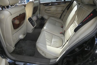 Lot 112 - 2006 Jaguar XJ Sovereign Supercharged