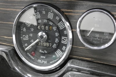 Lot 118 - 1966 Reliant Scimitar SE 4 Straight Six