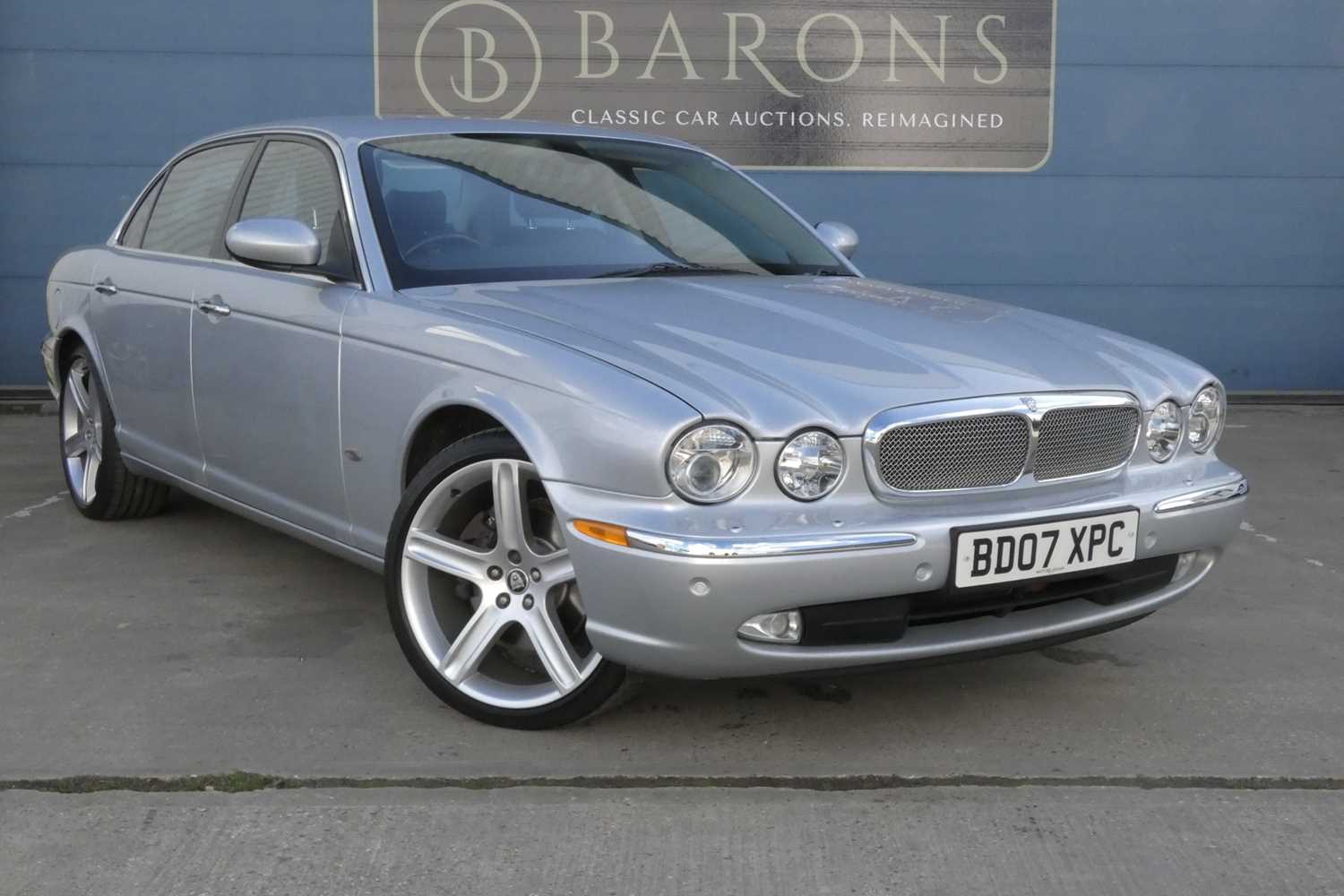 Lot 133 - 2007 Jaguar XJ Sovereign V8 LWB