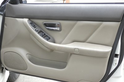 Lot 108 - 2002 Subaru Legacy Outback H6 Auto