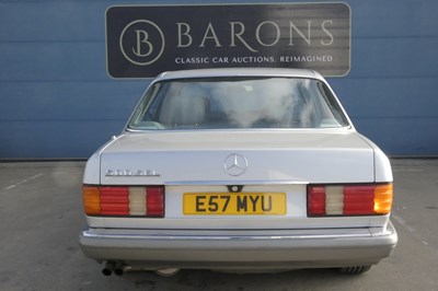 Lot 105 - 1988 Mercedes 500SEL