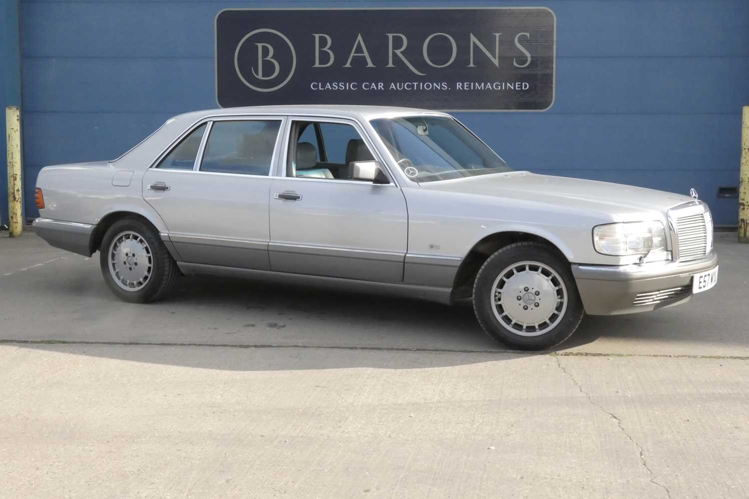 Lot 105 - 1988 Mercedes 500SEL