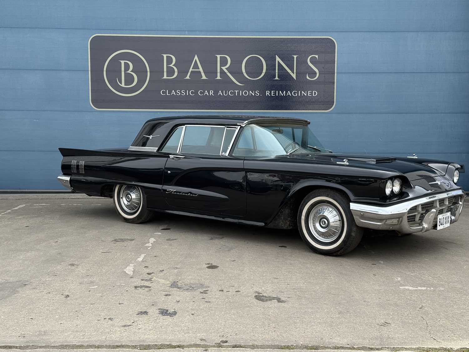 Lot 128 - 1960 Ford Thunderbird