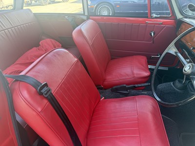 Lot 102 - 1964 Triumph Herald 1200