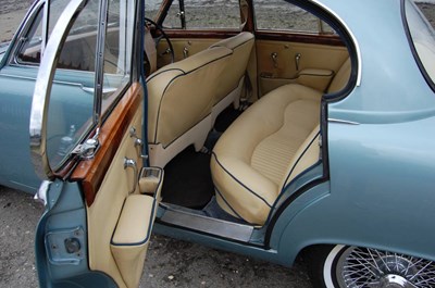 Lot 106 - 1967 Jaguar S Type