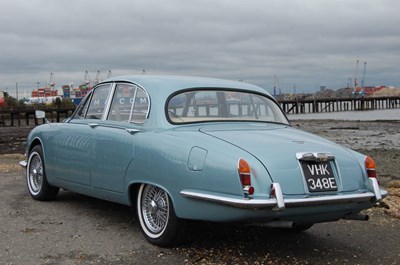 Lot 106 - 1967 Jaguar S Type