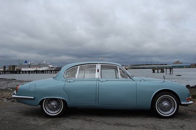 Lot 106 - 1967 Jaguar S Type