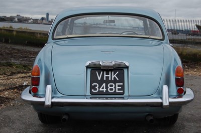 Lot 106 - 1967 Jaguar S Type