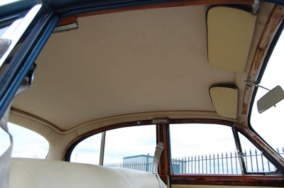 Lot 106 - 1967 Jaguar S Type