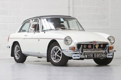 Lot 313 - 1974 MG B GT