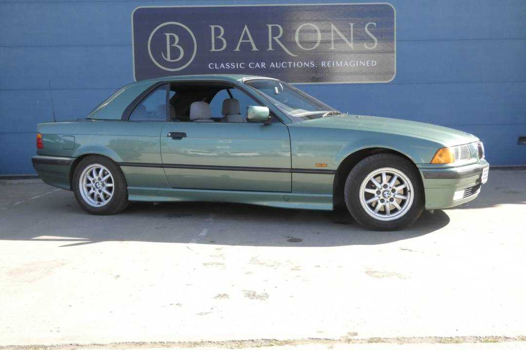 Lot 140 - 1998 BMW 323I Auto Convertible