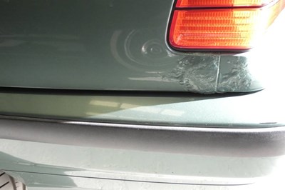 Lot 140 - 1998 BMW 323I Auto Convertible
