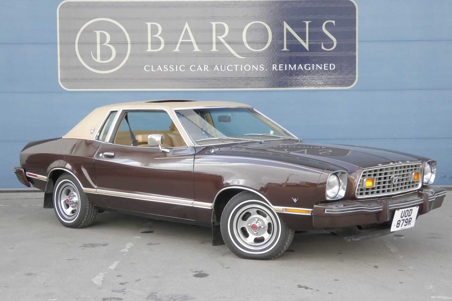 Lot 141 - 1976 Ford Mustang Ghia V8 5.0