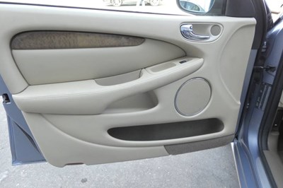 Lot 142 - 2008 Jaguar X-Type Sovereign Estate
