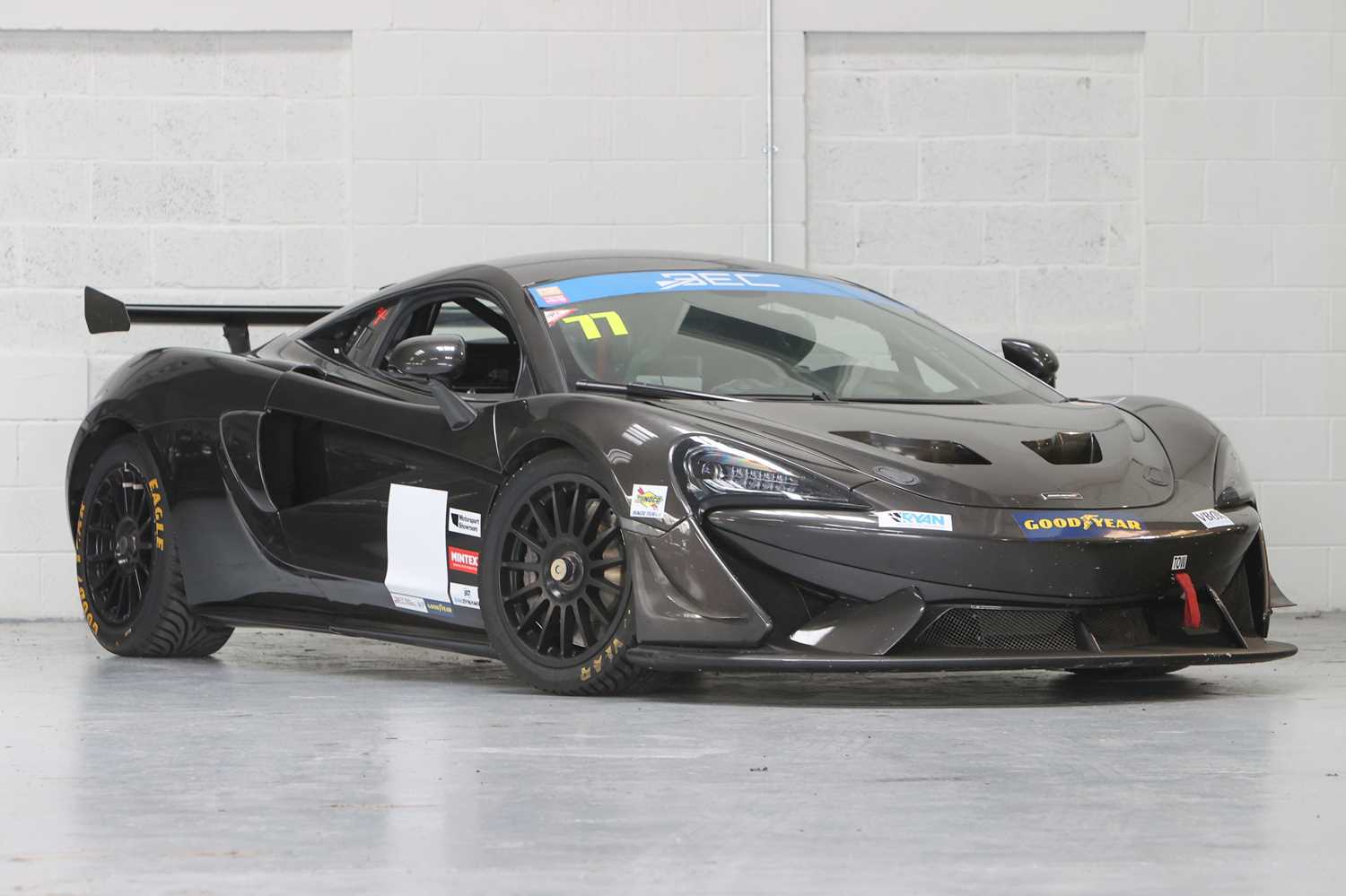 Lot 36 - 2017 McLaren 570S GT4
