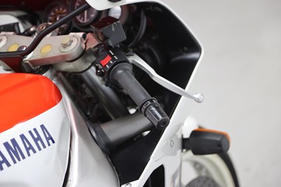 Lot 31 - 1989 Yamaha FZR1000 EXUP