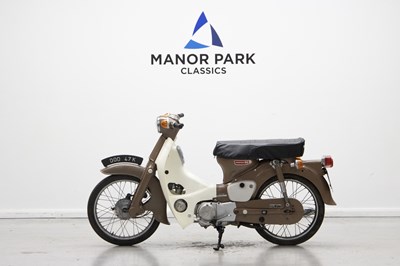 Lot 29 - 1972 Honda C90