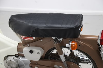 Lot 29 - 1972 Honda C90