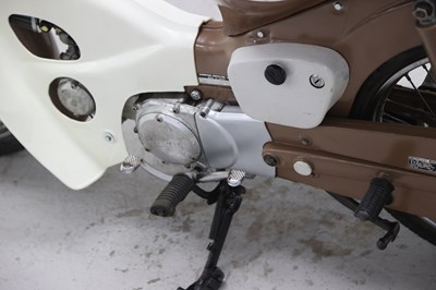 Lot 29 - 1972 Honda C90
