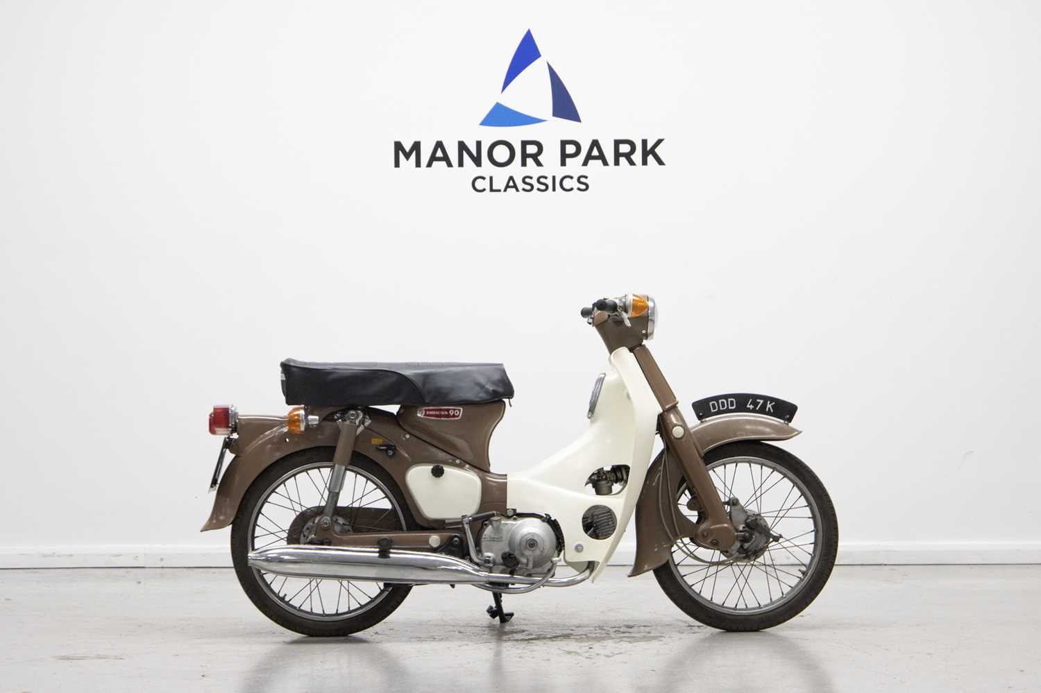 Lot 29 - 1972 Honda C90