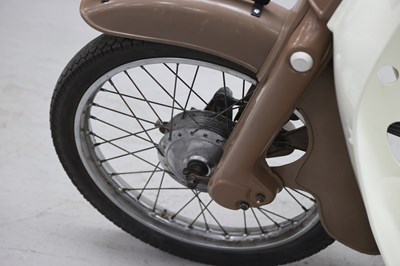 Lot 29 - 1972 Honda C90