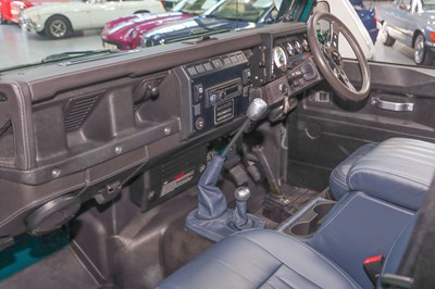 Lot 23 - 1993 Land Rover Defender 90 SV