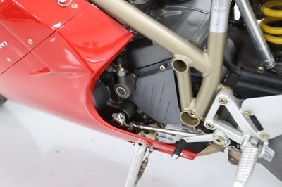Lot 25 - 1996 Ducati 916 Biposto