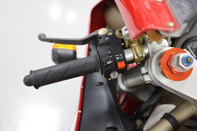Lot 25 - 1996 Ducati 916 Biposto