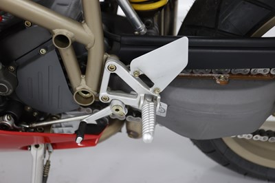 Lot 25 - 1996 Ducati 916 Biposto