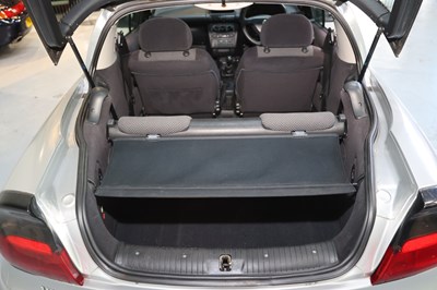 Lot 204 - 1998 Vauxhall Tigra Chequers