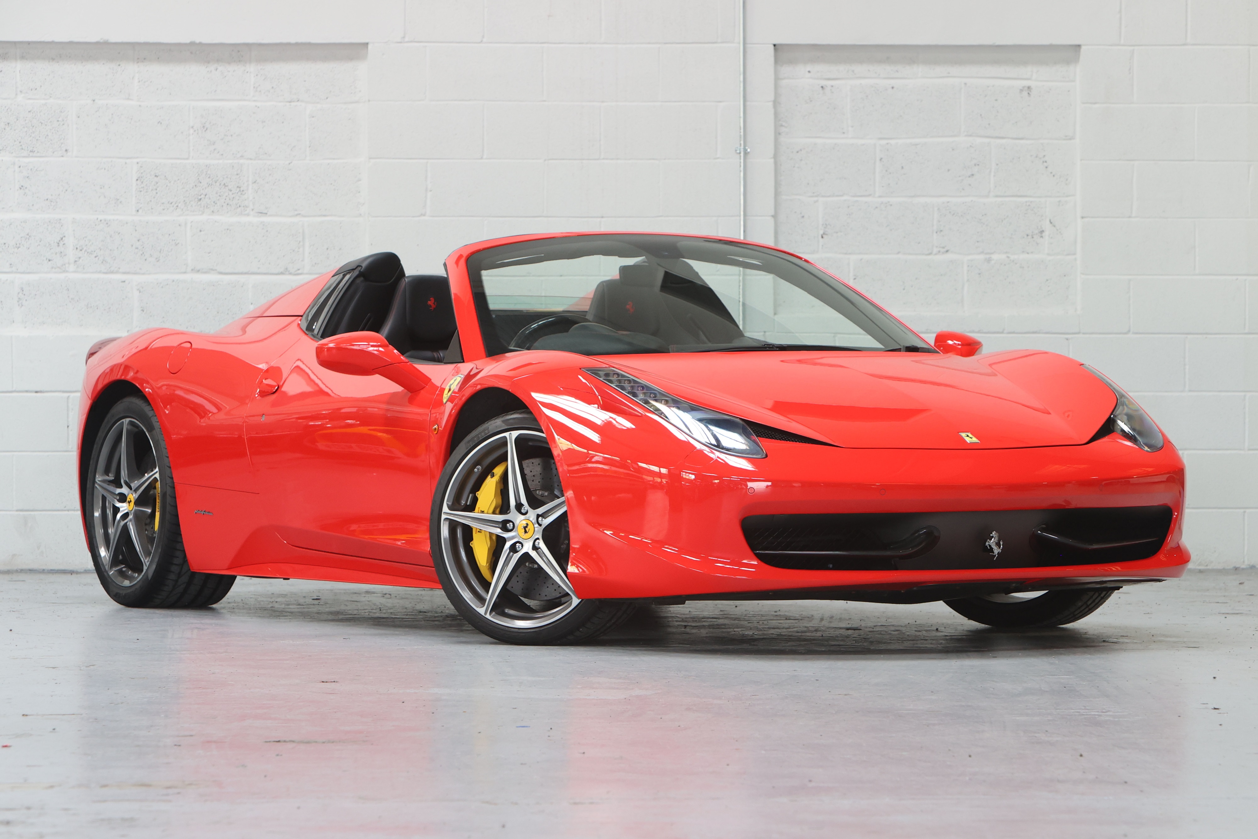 Ferrari 458 Spider オーナー限定 ボストン レザー 非売品 Lot 9 - 2013 Ferrari 458 Spider
