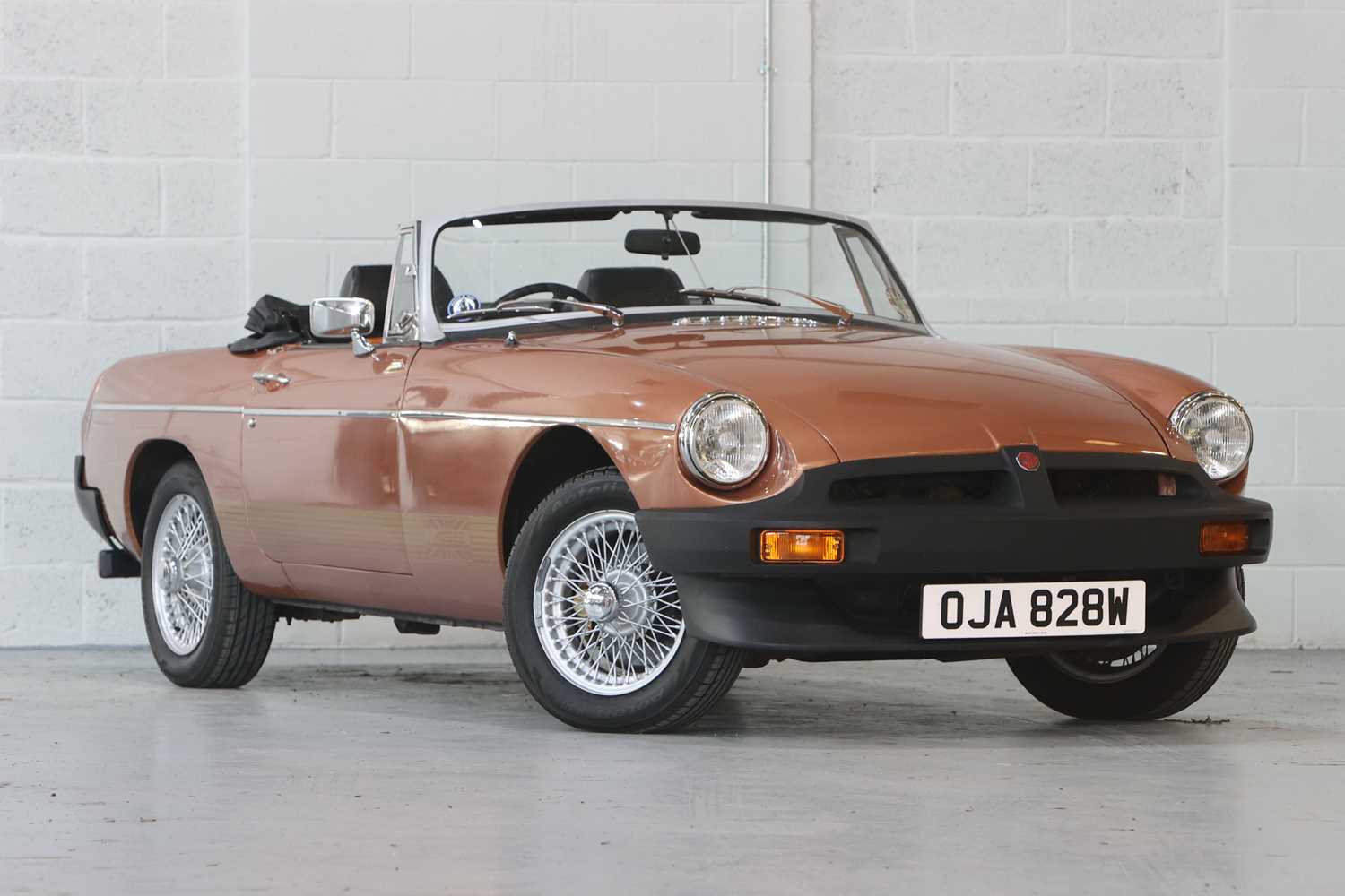 Lot 208 - 1980 MG B LE Roadster