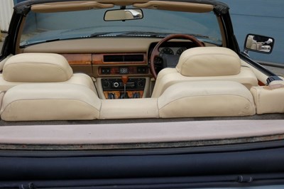 Lot 114 - 1995 Jaguar XJ-S 4Ltr Facelift Convertible Auto
