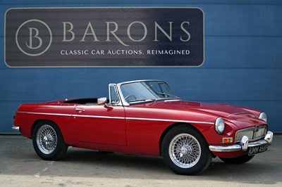 Lot 112 - 1967 MG C Roadster