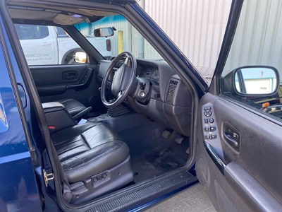 Lot 111 - 2001 Jeep Cherokee XJ 60th Anniversary TD