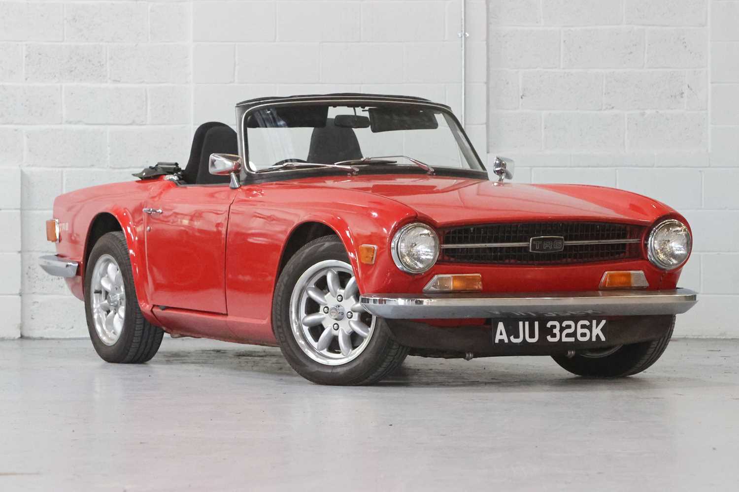 Lot 292 - 1971 Triumph TR6