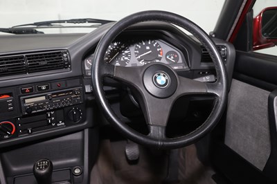 Lot 306 - 1990 BMW 318i (E30) SE Lux