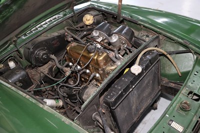 Lot 215 - 1976 MG B Roadster