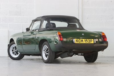 Lot 215 - 1976 MG B Roadster
