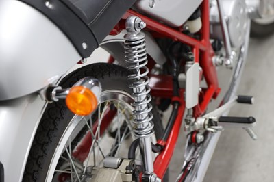 Lot 17 - 2000 Honda Dream 50