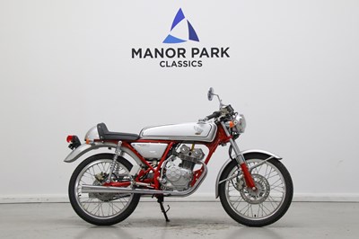 Lot 17 - 2000 Honda Dream 50